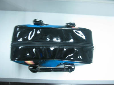 【專業(yè)開發(fā)生產(chǎn)旅行袋,戶外包及各類手袋,箱包產(chǎn)品。】?jī)r(jià)格,廠家,圖片,牛津布袋,東莞市企石華駿手袋加工廠-